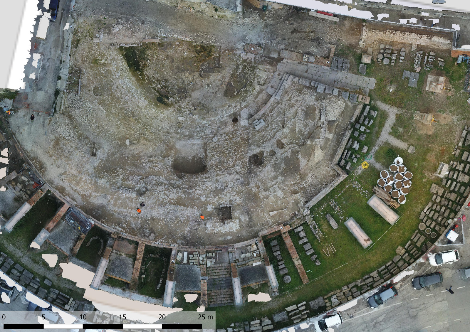 Tutti in scena!  Alla scoperta del Teatro romano di Teramo